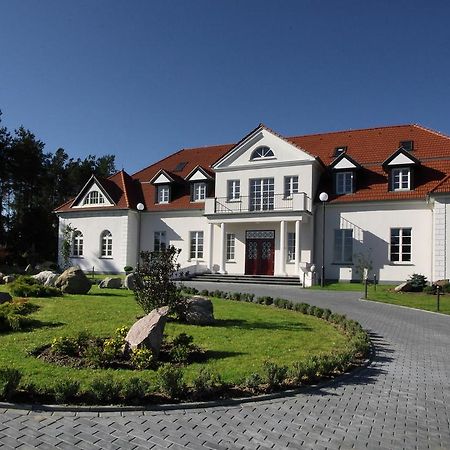 Palac I Folwark Nemino Sierakowice  Dış mekan fotoğraf
