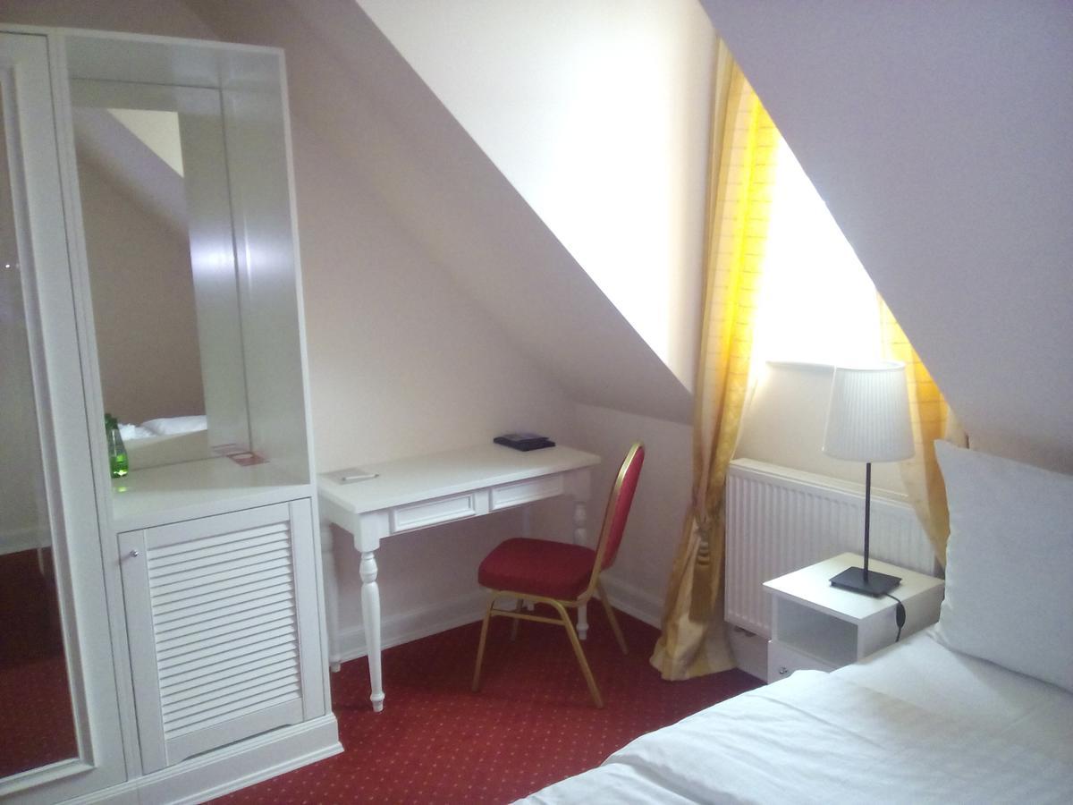 Palac I Folwark Nemino Sierakowice  Dış mekan fotoğraf